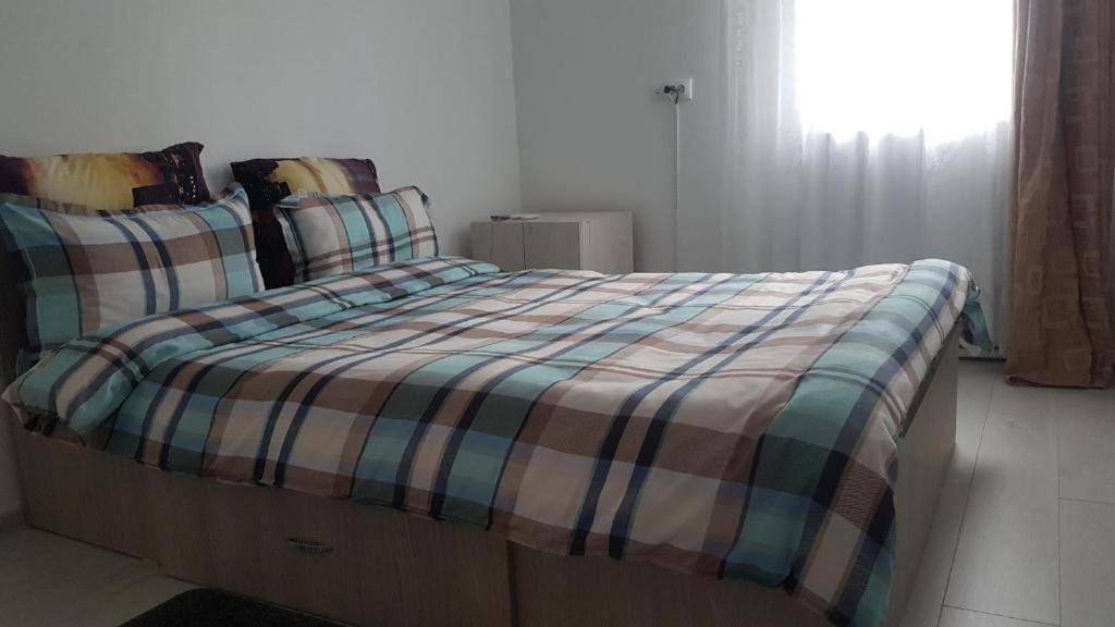 Lucky Apartment Πιτέστι Εξωτερικό φωτογραφία